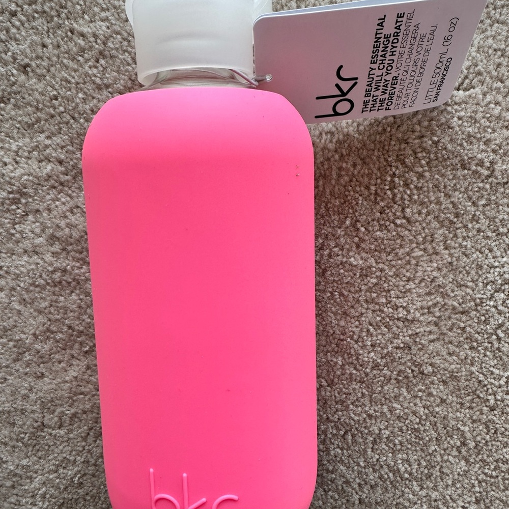 bkr Pink Bath & Body Bottle Sleek Ergonomic Design